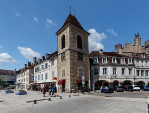 2020-Lons-le-Saunier-Place-Liberte-Beffroi-72-MF©jeanmarcbaudet-1B1A0596