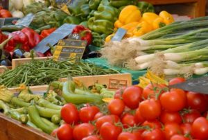 MARCHÉ HEBDOMADAIRE_1