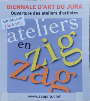 3a- Signalétique -Zigzag – Panneau devant les ateliers