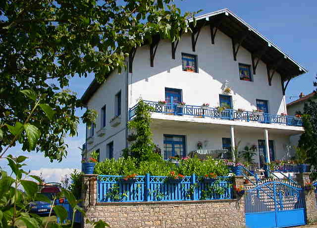 La Maison Bleue