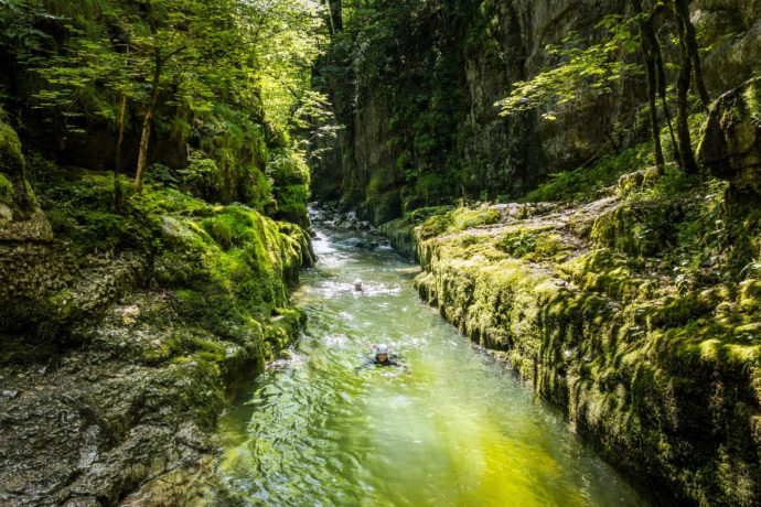 Canyoning à Foncine le Bas dans le Jura avec Eskaléo