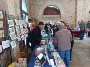 Les auteurs aux halles de Sellières