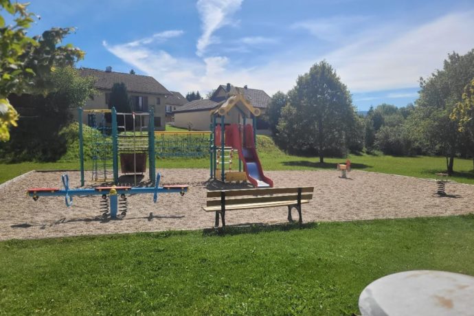 parc pour enfants à 100m de la résidence