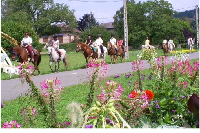 Balade à cheval © Domaine de la Loge